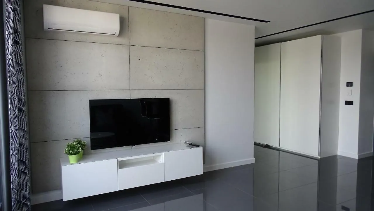Black Line Apartment Krakow
